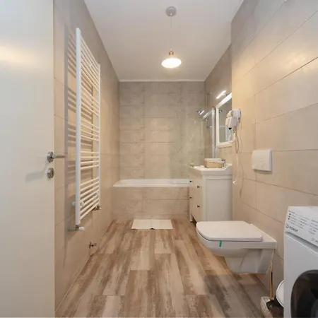 Anima - Coresi アパート